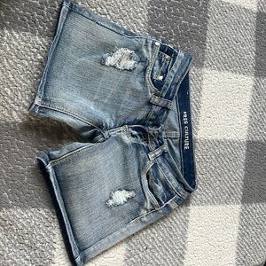 Free culture Jean shorts